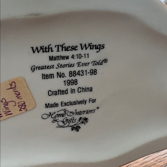 Home Interiors 'With These Wings' Figurine - Picture 2 of 8